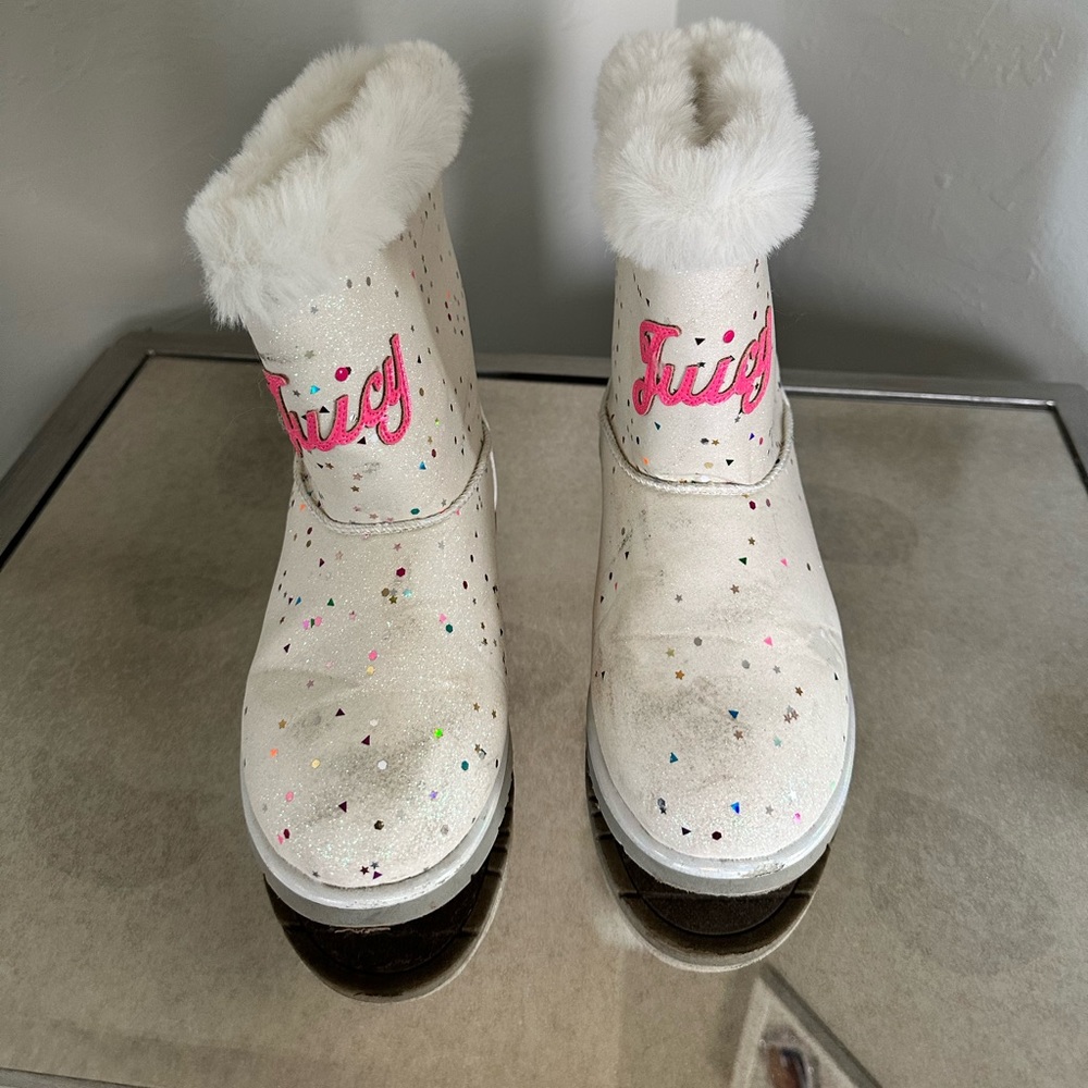 Juicy couture size 2
